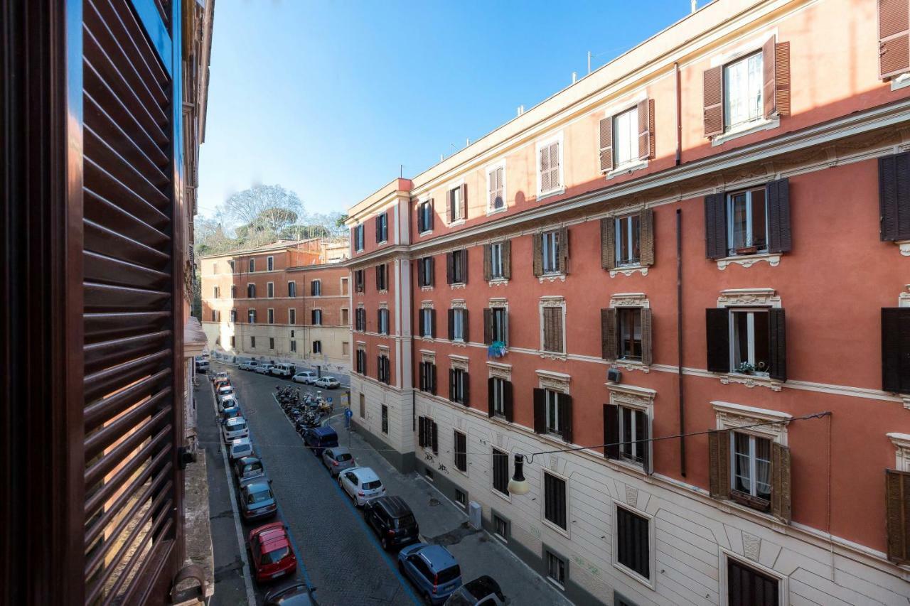 Boutique Domus Trastevere Bertani Roma Exterior foto